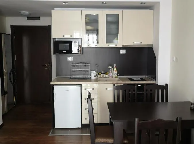 Grand D104 Апартамент *